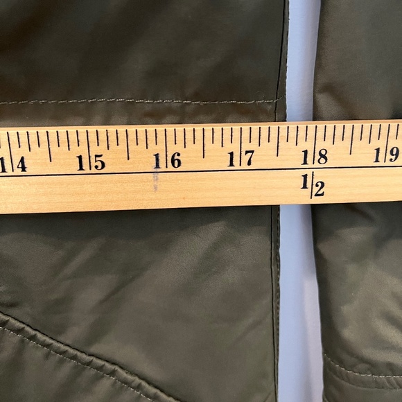 MEC womens green jacket - Picture 9 of 11